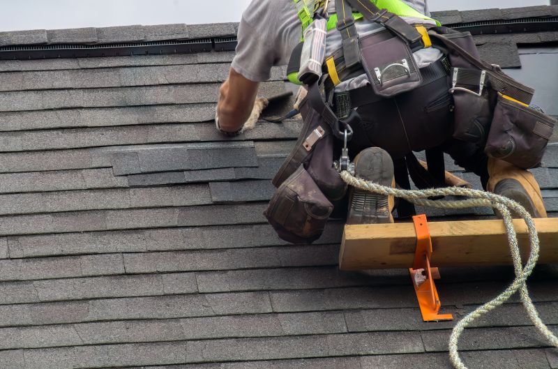 Asphalt Roofing Service in Livingston County, MI